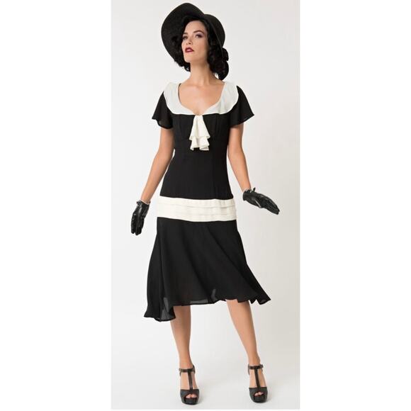 Unique Vintage 1920s Black & Cream Wilshire Flapper Day Dress S 4 NWOT - Picture 1 of 5
